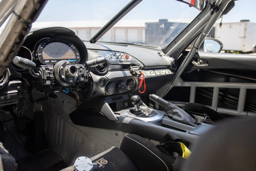 2016 Mazda ND MX-5 Miata - Image 28 of 31