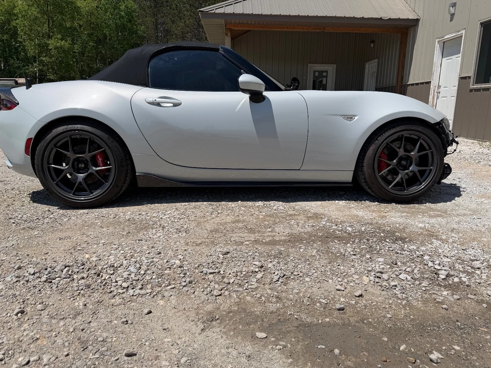 2016 Mazda ND MX-5 Miata - Image 24 of 31