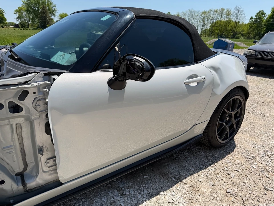 2016 Mazda ND MX-5 Miata - Image 18 of 31