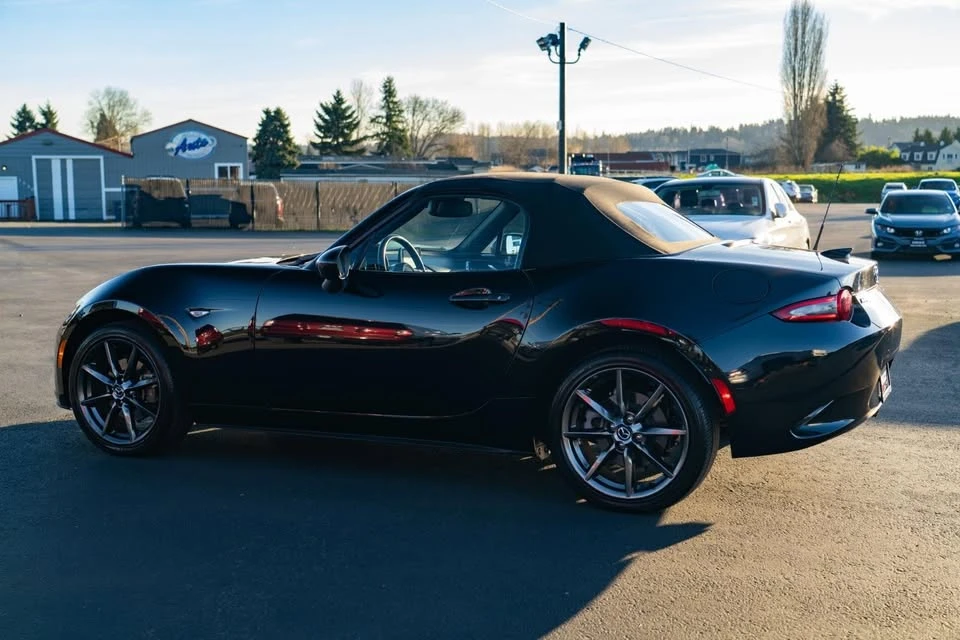 2016 Mazda ND MX-5 Miata - Image 10 of 16