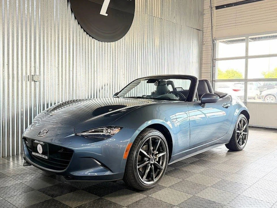2016 Mazda ND MX-5 Miata - Image 2 of 31