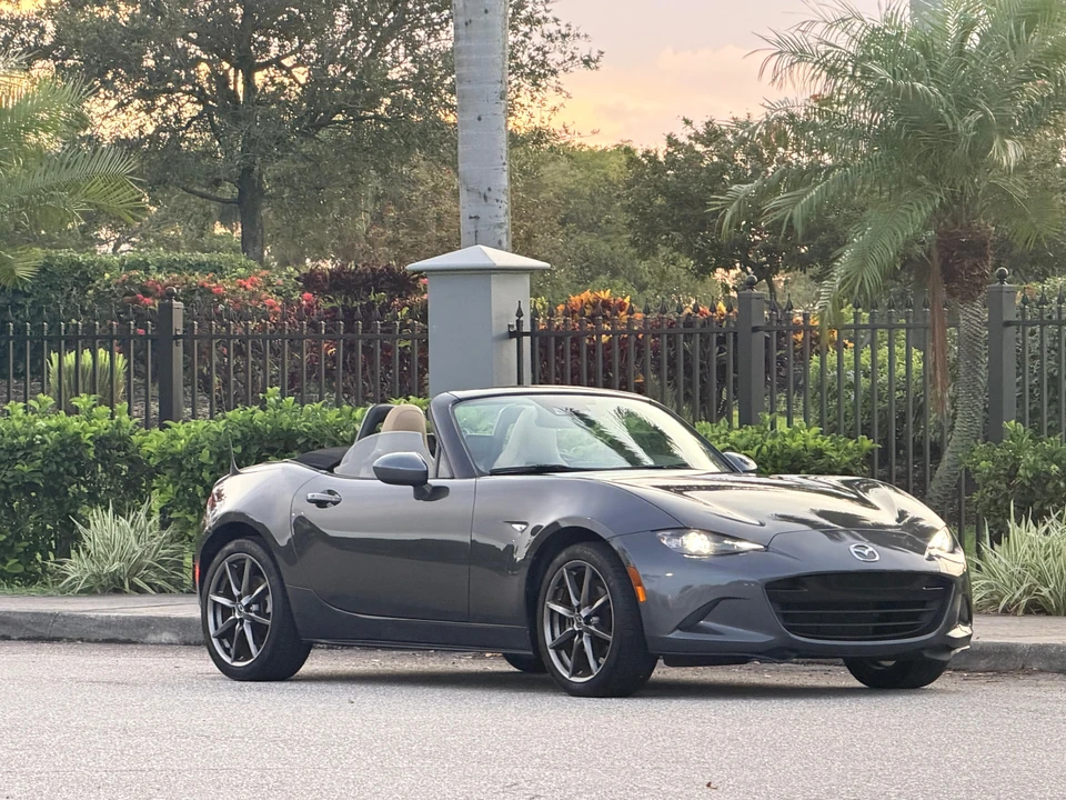 2016 Mazda ND MX-5 Miata - Image 18 of 31