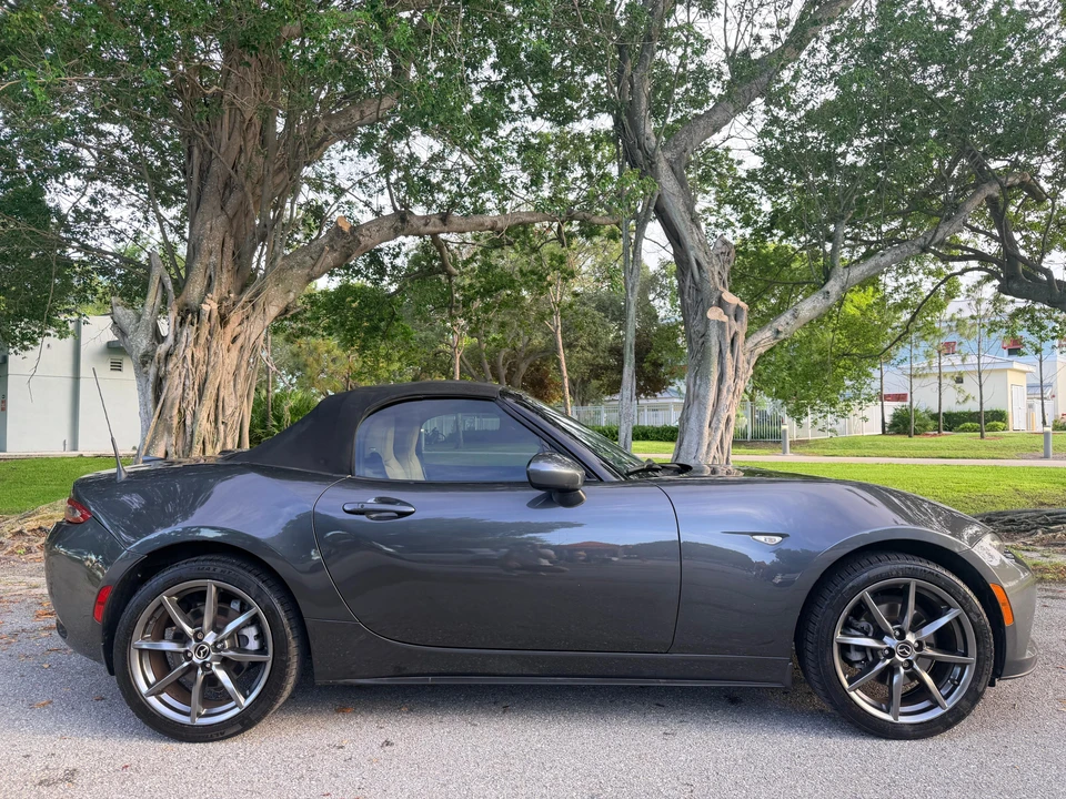 2016 Mazda ND MX-5 Miata - Image 27 of 31