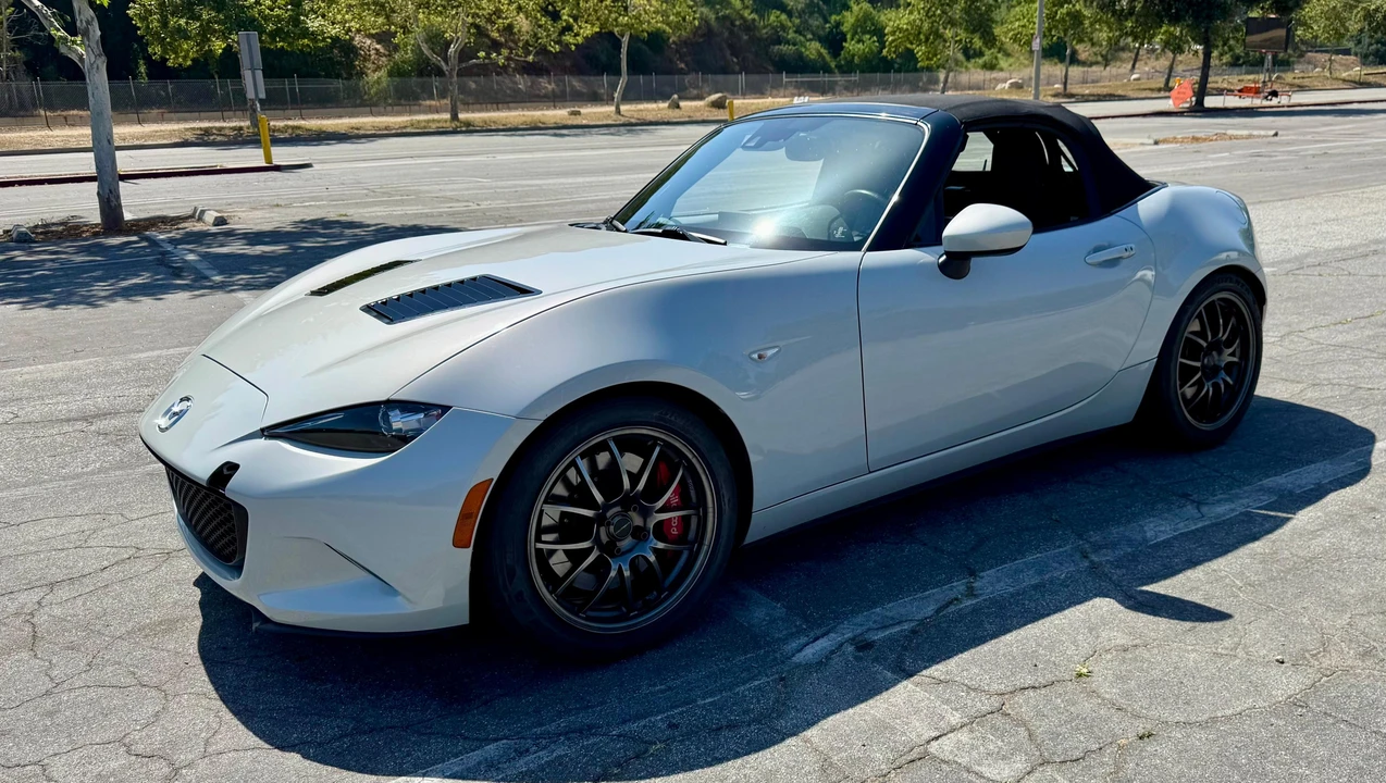 2016 Mazda ND MX-5 Miata - Image 14 of 31