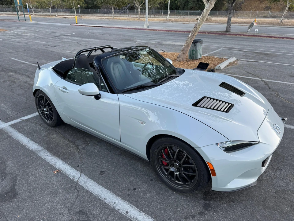 2016 Mazda ND MX-5 Miata - Image 11 of 31