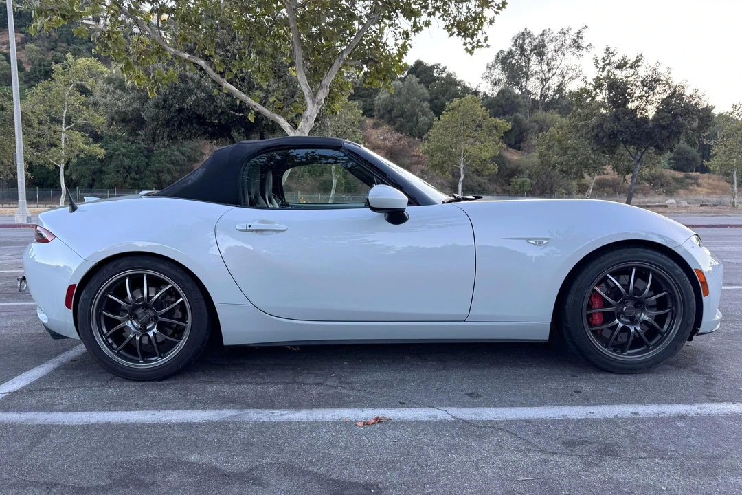 2016 Mazda ND MX-5 Miata - Image 3 of 31