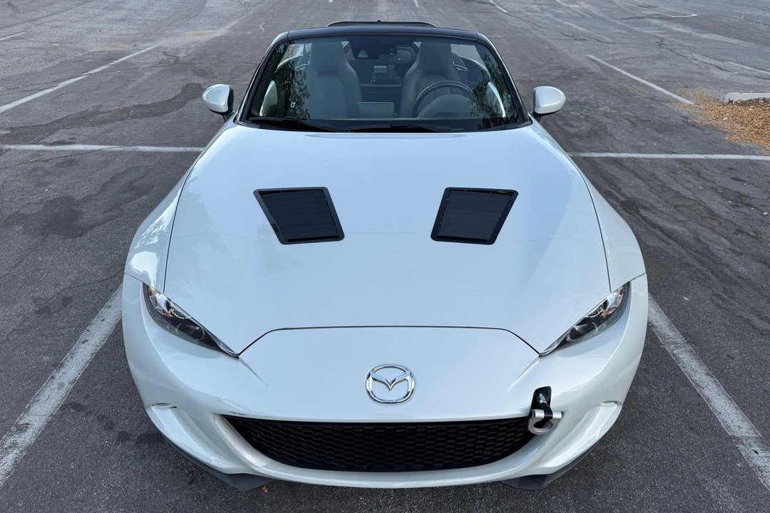 2016 Mazda ND MX-5 Miata - Image 2 of 31