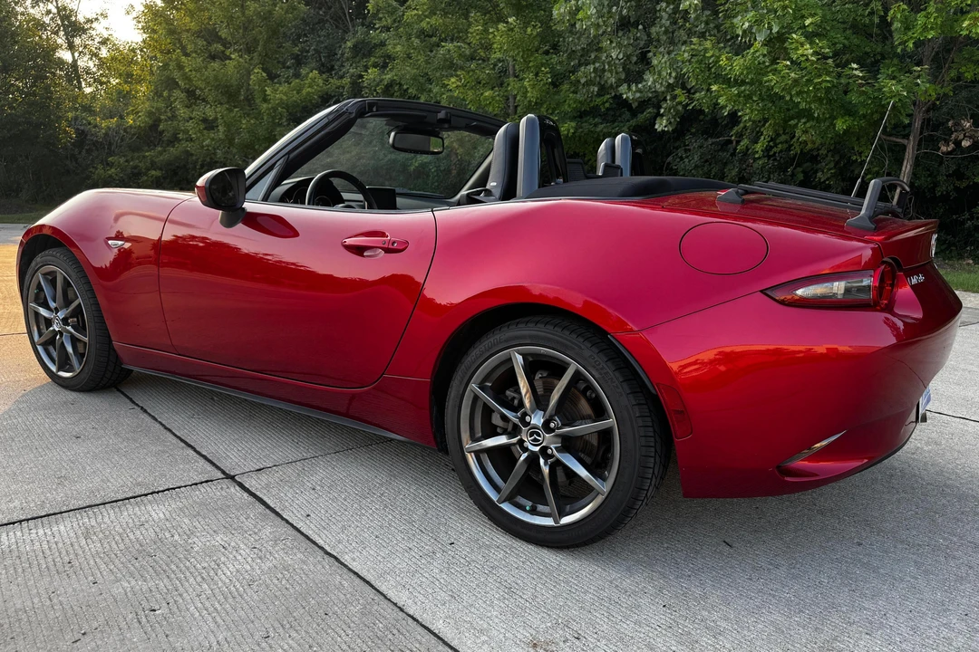2016 Mazda ND MX-5 Miata - Image 4 of 31