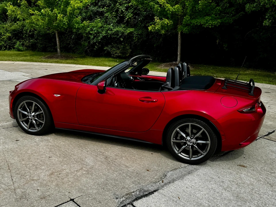 2016 Mazda ND MX-5 Miata - Image 17 of 31