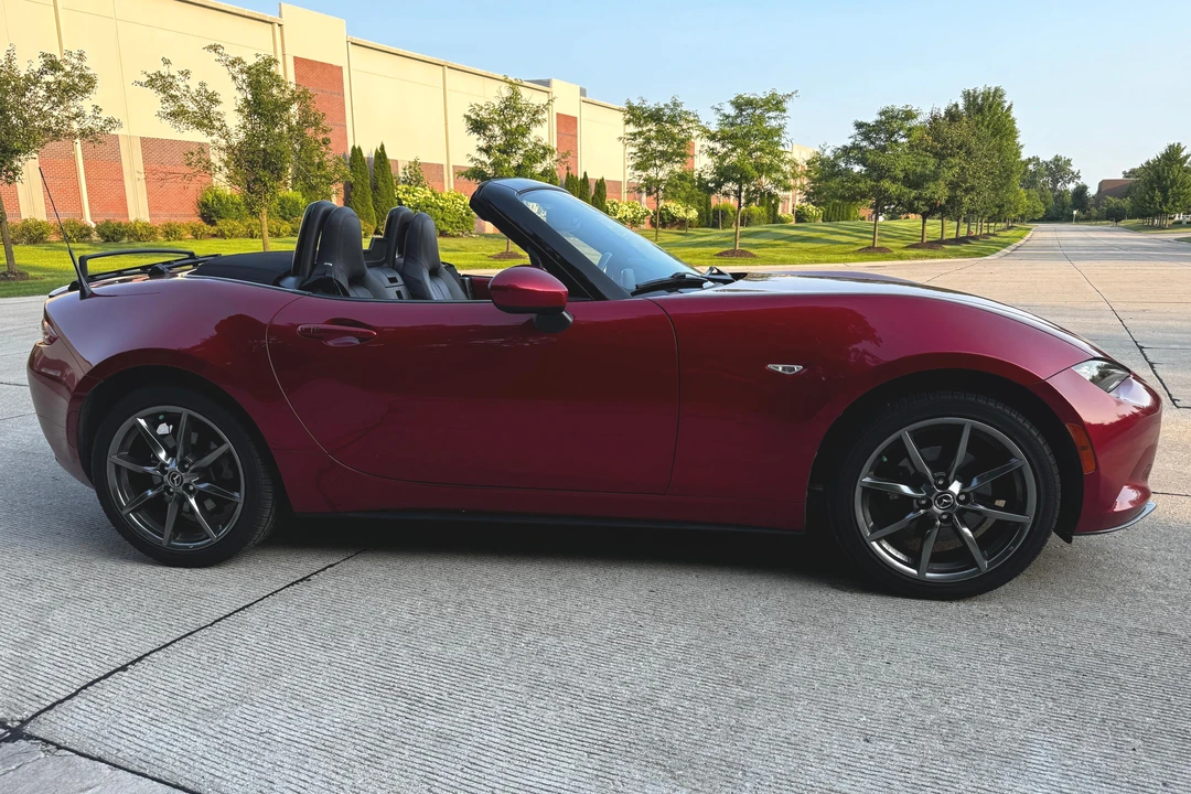 2016 Mazda ND MX-5 Miata - Image 3 of 31