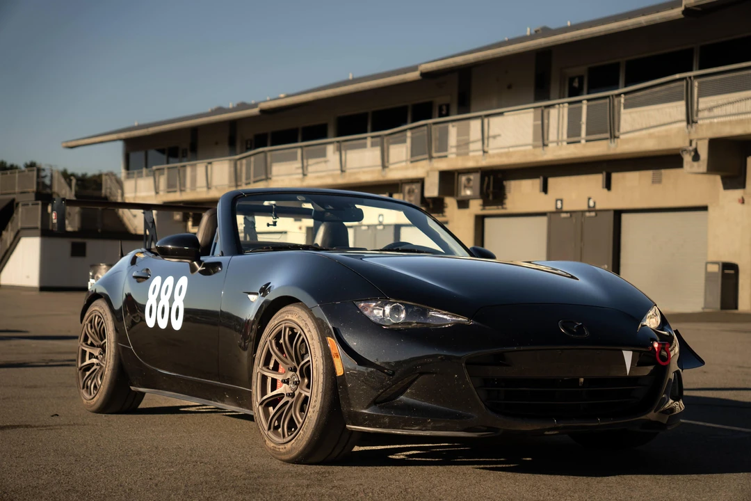 2016 Mazda ND MX-5 Miata - Image 17 of 31