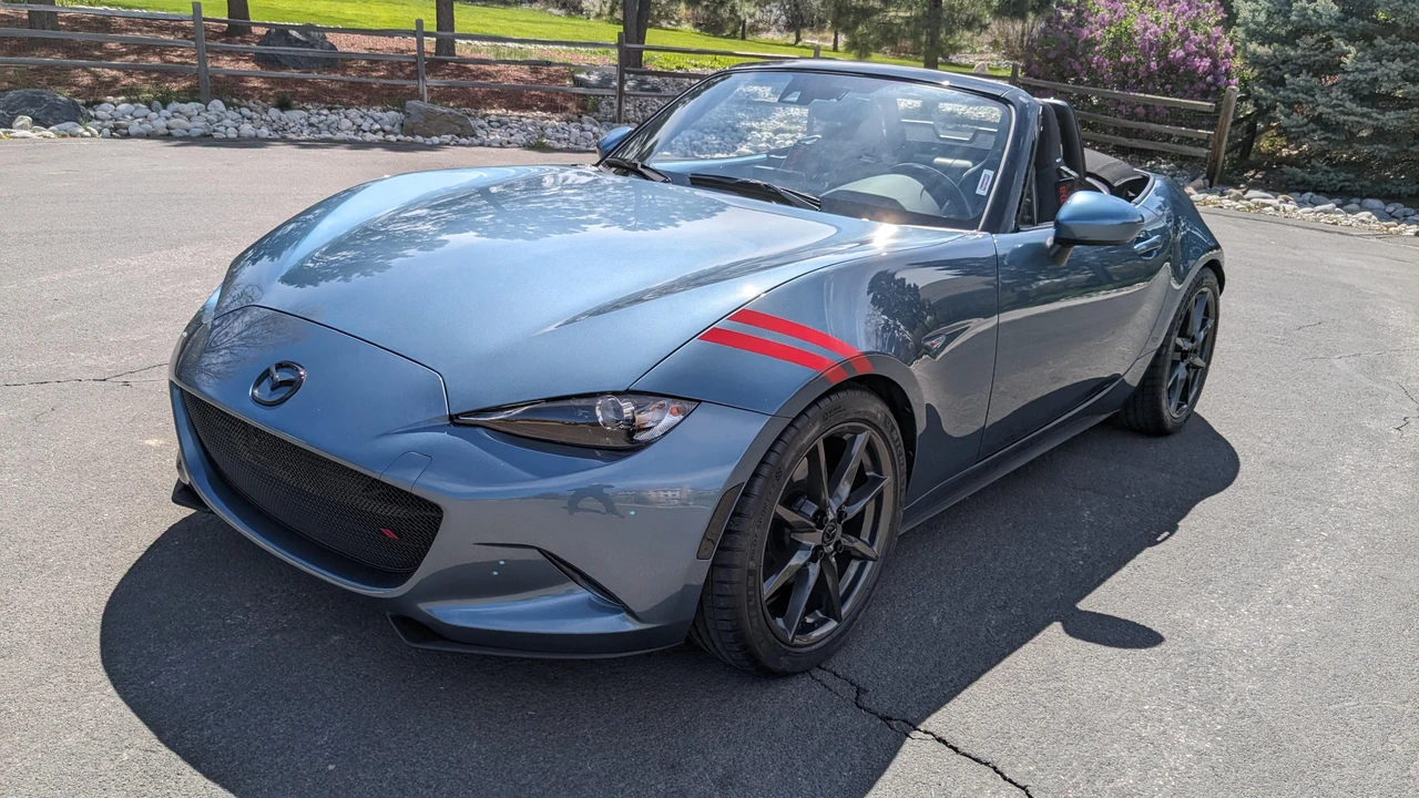 2016 Mazda ND MX-5 Miata - Image 12 of 31