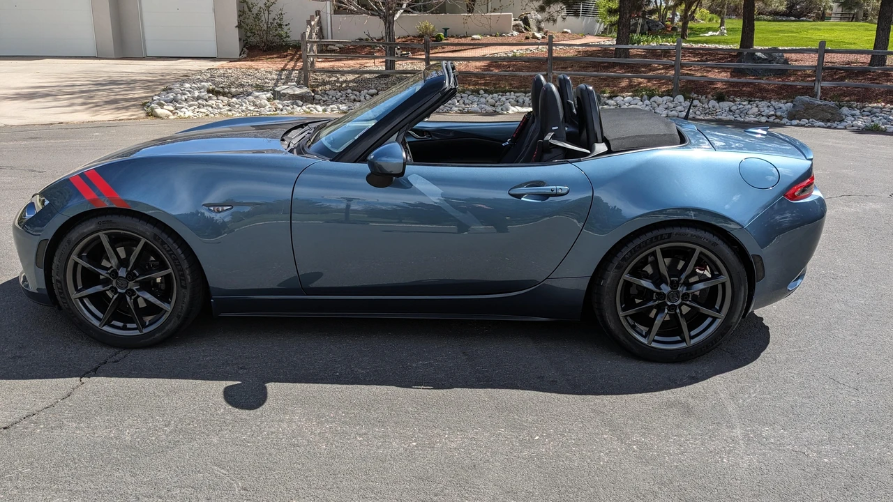 2016 Mazda ND MX-5 Miata - Image 19 of 31