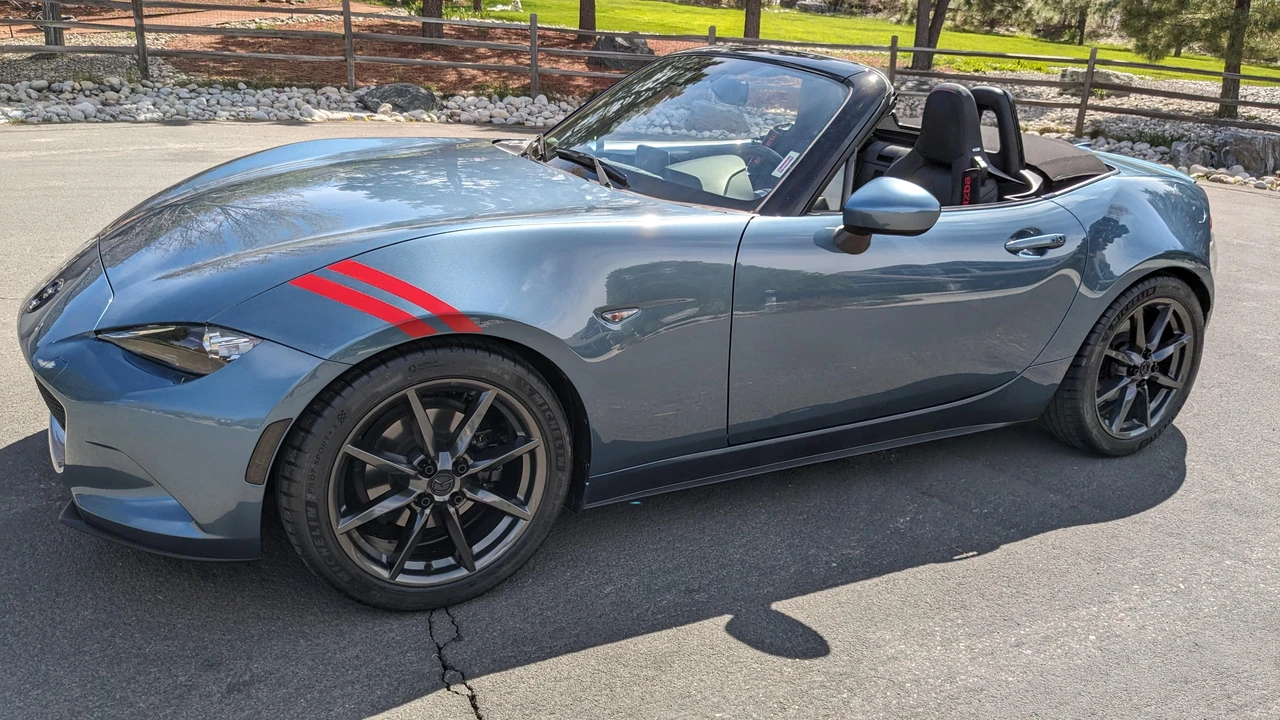 2016 Mazda ND MX-5 Miata - Image 16 of 31