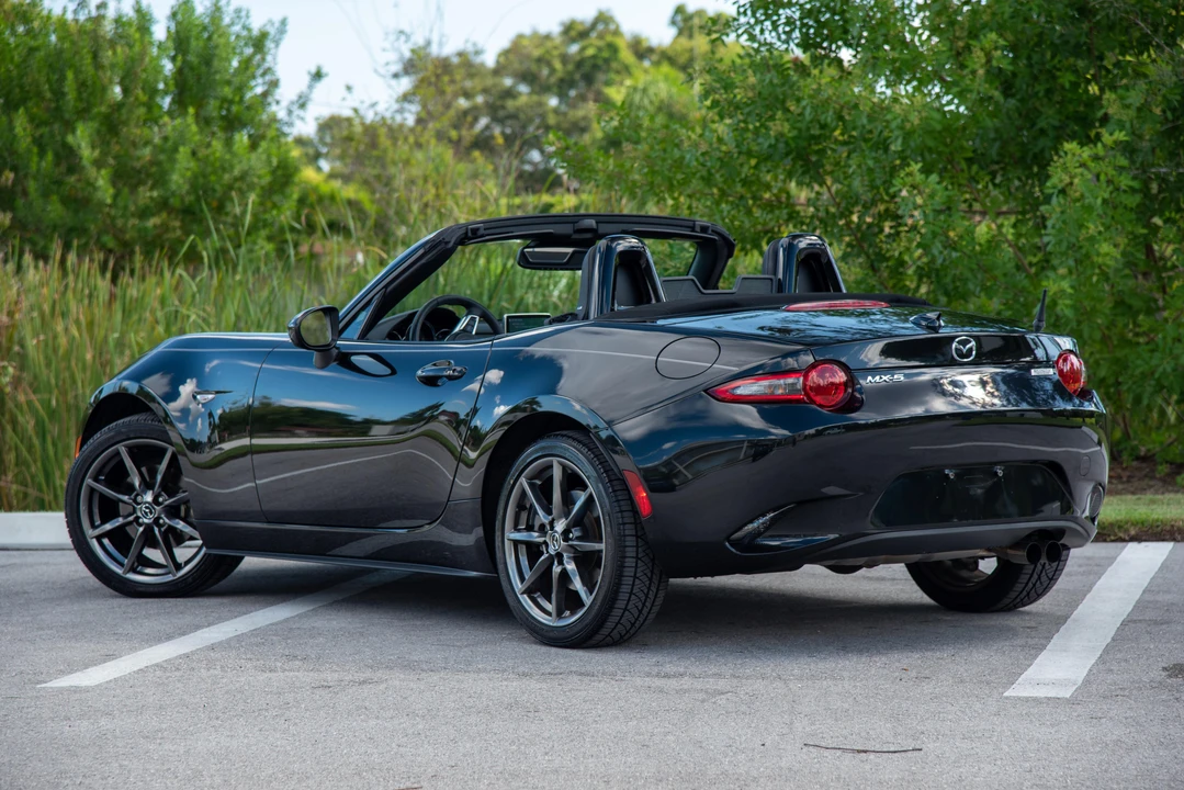 2016 Mazda ND MX-5 Miata - Image 8 of 30