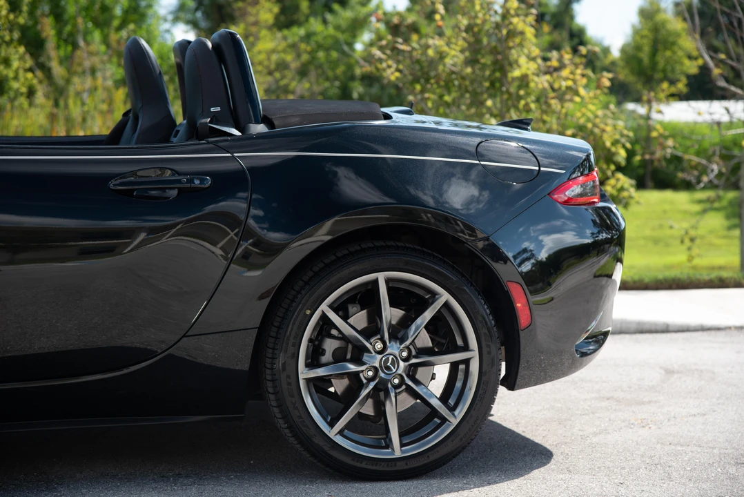 2016 Mazda ND MX-5 Miata - Image 18 of 30