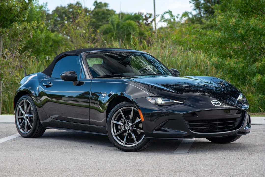 2016 Mazda ND MX-5 Miata - Image 13 of 30