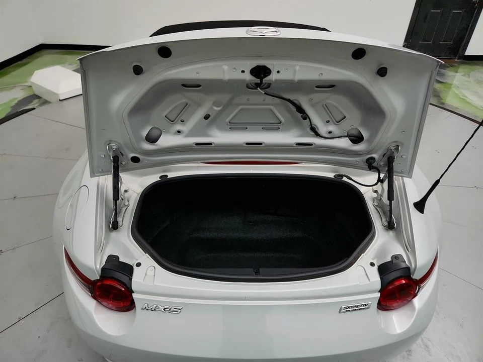 2016 Mazda ND MX-5 Miata - Image 25 of 31