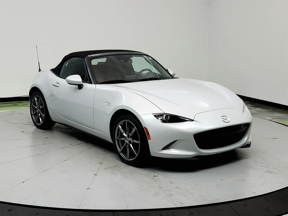 2016 Mazda ND MX-5 Miata - Image 3 of 31