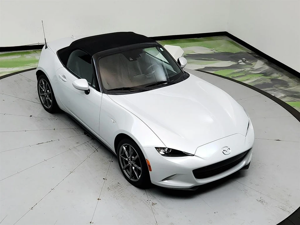 2016 Mazda ND MX-5 Miata - Image 28 of 31