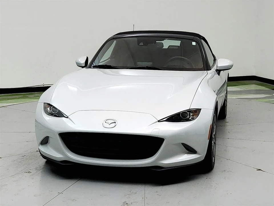 2016 Mazda ND MX-5 Miata - Image 2 of 31