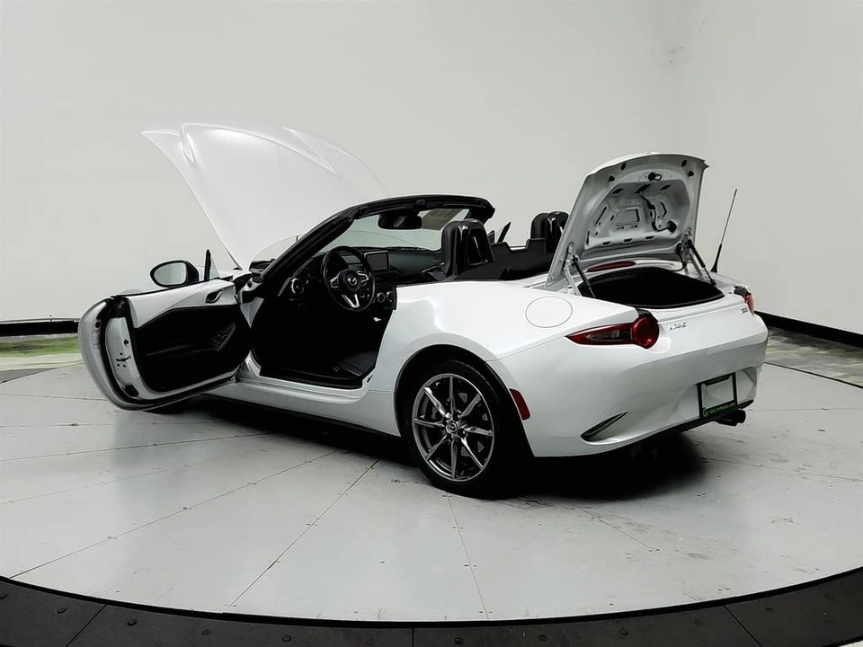 2016 Mazda ND MX-5 Miata - Image 12 of 31