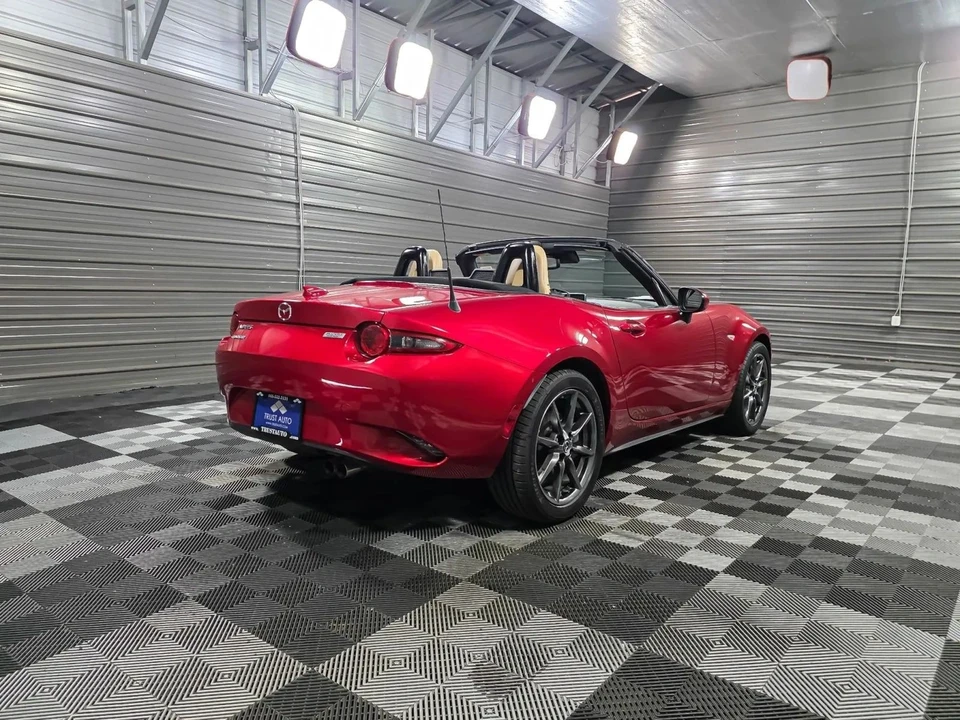 2016 Mazda ND MX-5 Miata - Image 5 of 12