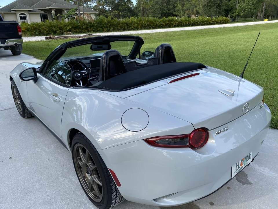 2016 Mazda ND MX-5 Miata - Image 22 of 31