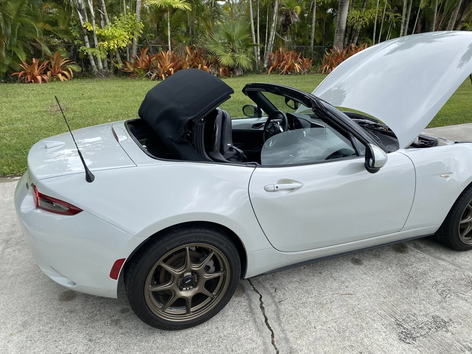 2016 Mazda ND MX-5 Miata - Image 28 of 31