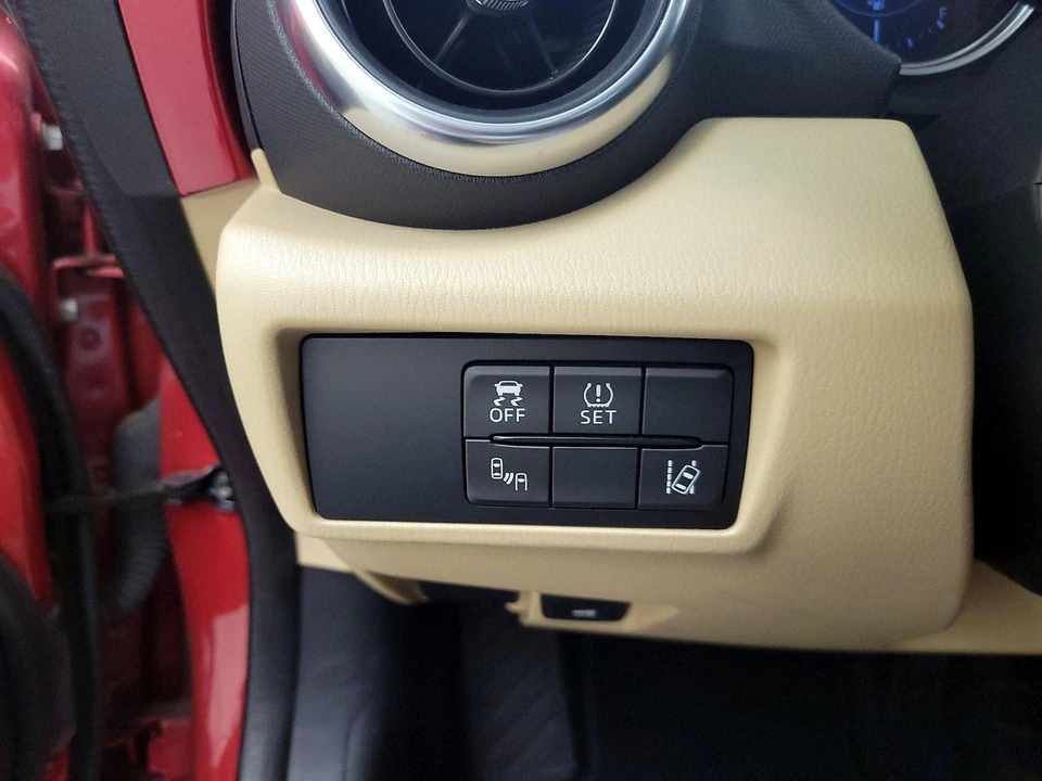 2016 Mazda ND MX-5 Miata - Image 14 of 22