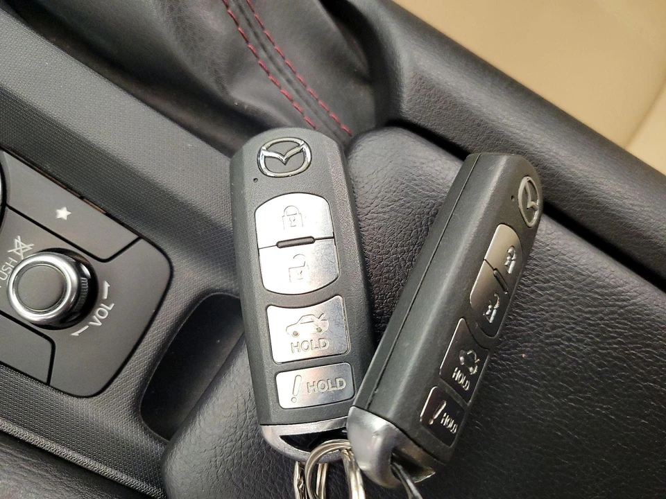 2016 Mazda ND MX-5 Miata - Image 21 of 22