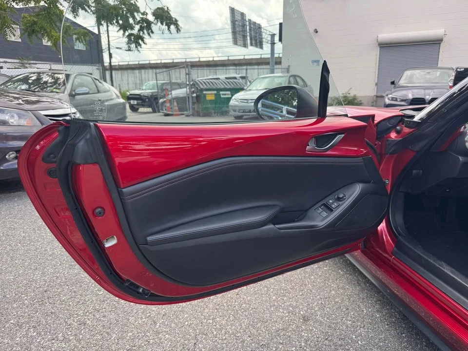 2016 Mazda ND MX-5 Miata - Image 16 of 17