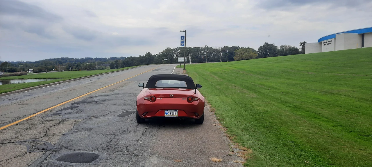 2016 Mazda ND MX-5 Miata - Image 16 of 31
