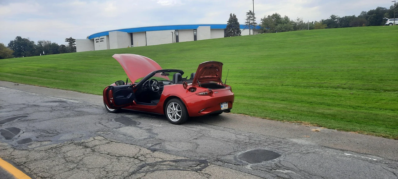 2016 Mazda ND MX-5 Miata - Image 30 of 31