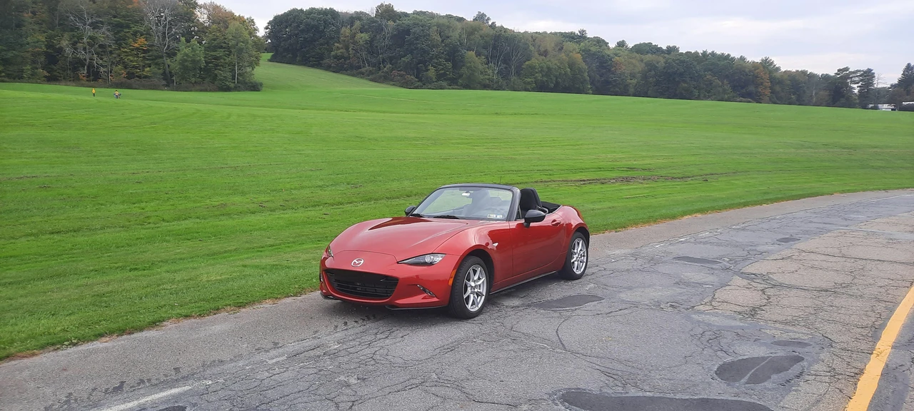 2016 Mazda ND MX-5 Miata - Image 7 of 31