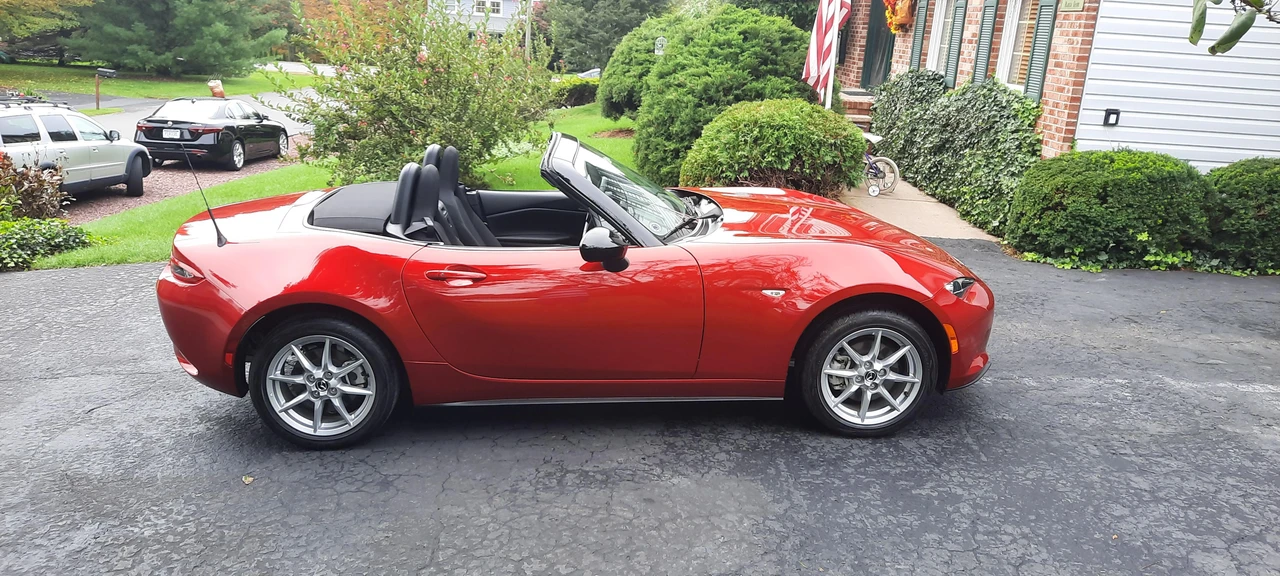 2016 Mazda ND MX-5 Miata - Image 23 of 31