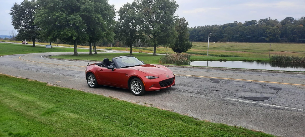2016 Mazda ND MX-5 Miata - Image 25 of 31