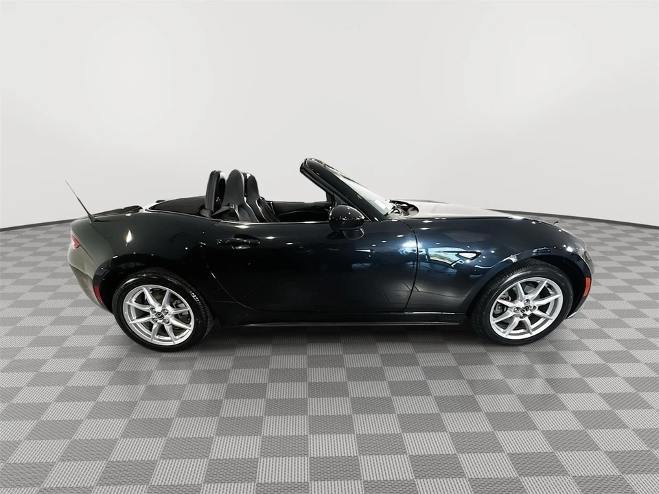 2016 Mazda ND MX-5 Miata - Image 27 of 31