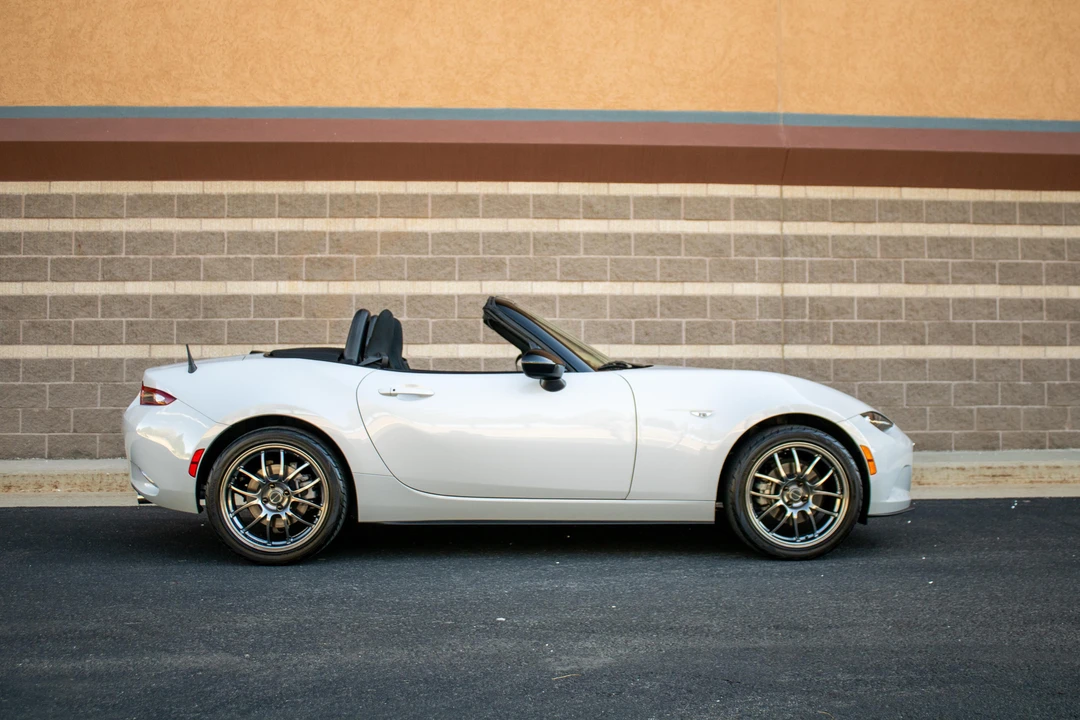 2016 Mazda ND MX-5 Miata - Image 13 of 31