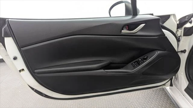 2016 Mazda ND MX-5 Miata - Image 8 of 20