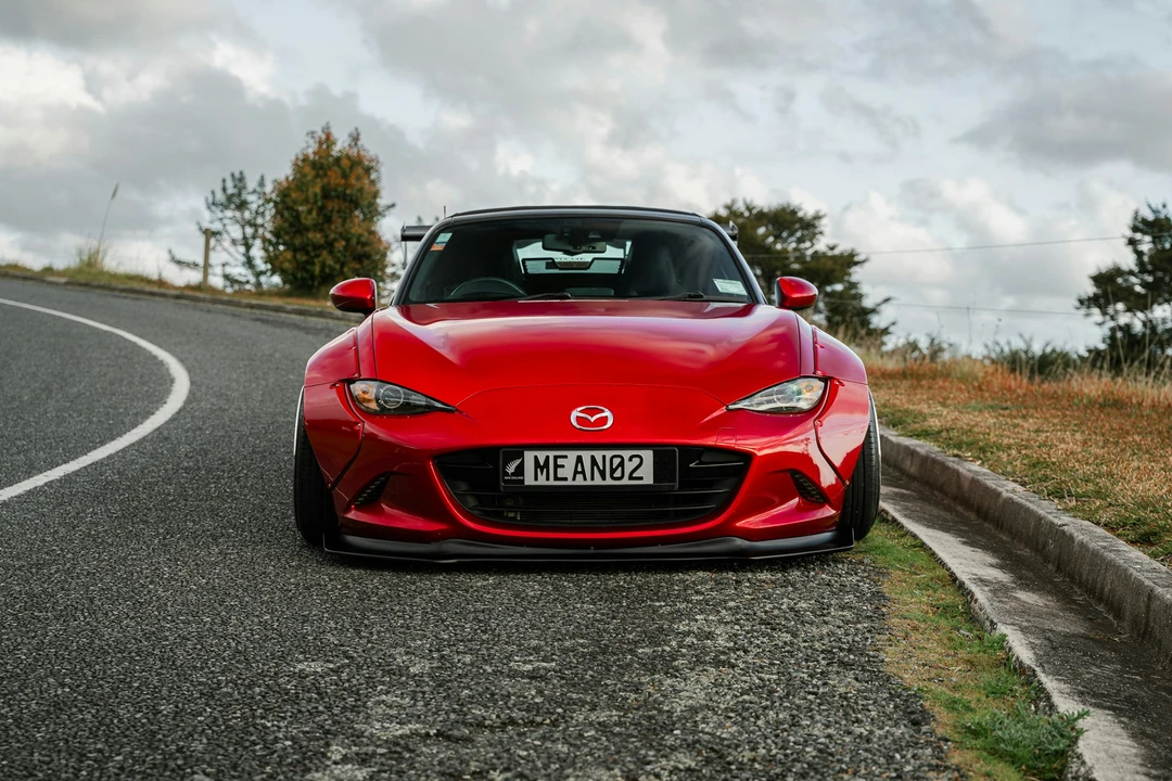 2016 Mazda ND MX-5 Miata - Image 2 of 21