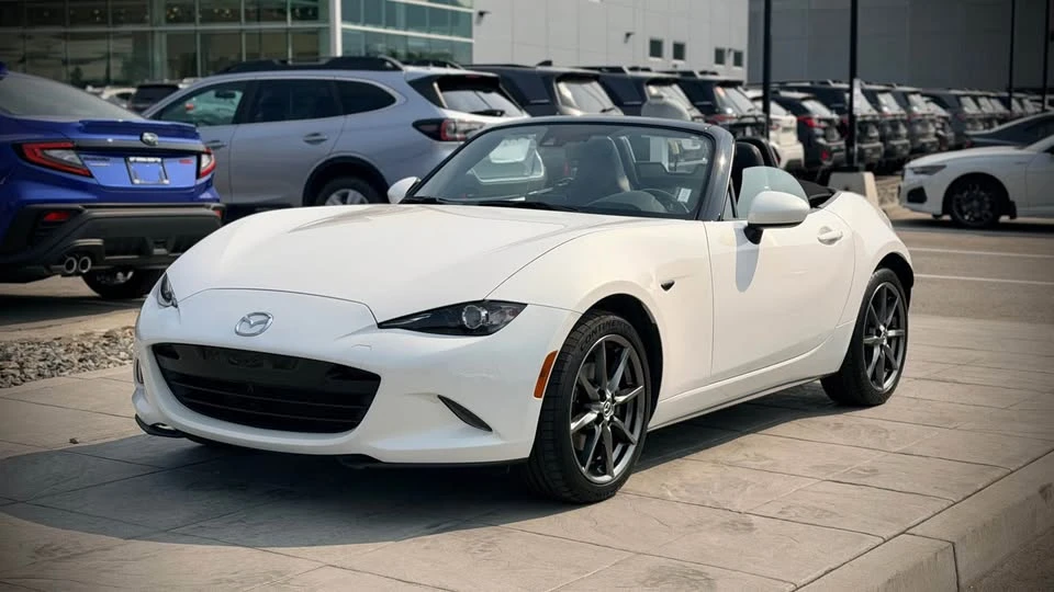 2016 Mazda ND MX-5 Miata - Image 9 of 10