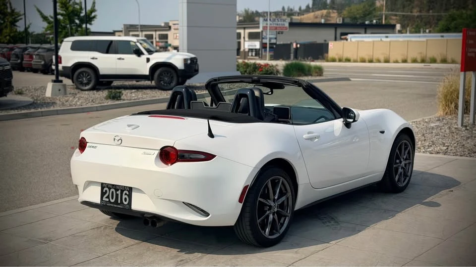 2016 Mazda ND MX-5 Miata - Image 3 of 10