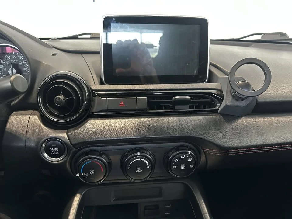 2016 Mazda ND MX-5 Miata - Image 16 of 17