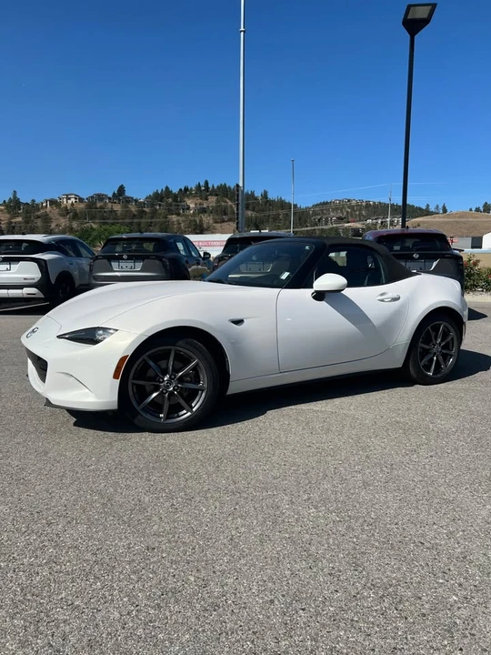 2016 Mazda ND MX-5 Miata - Image 3 of 10