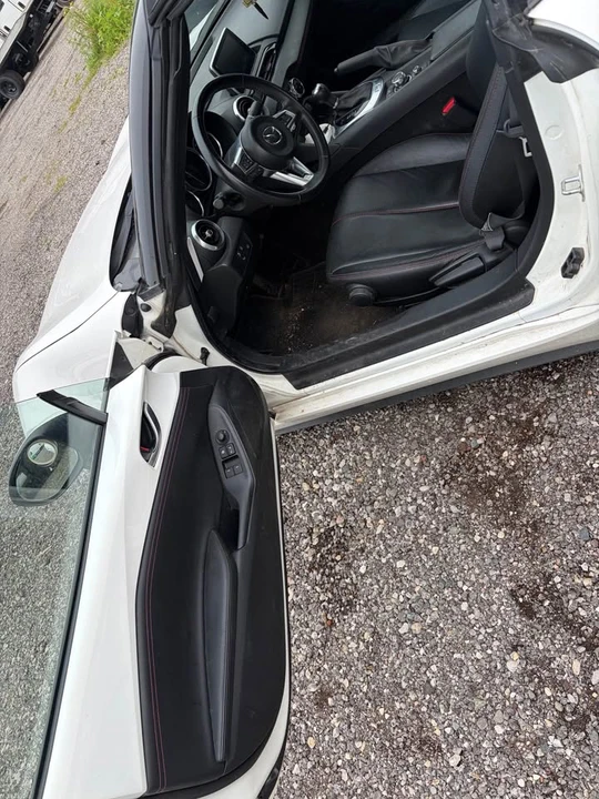 2016 Mazda ND MX-5 Miata - Image 10 of 12