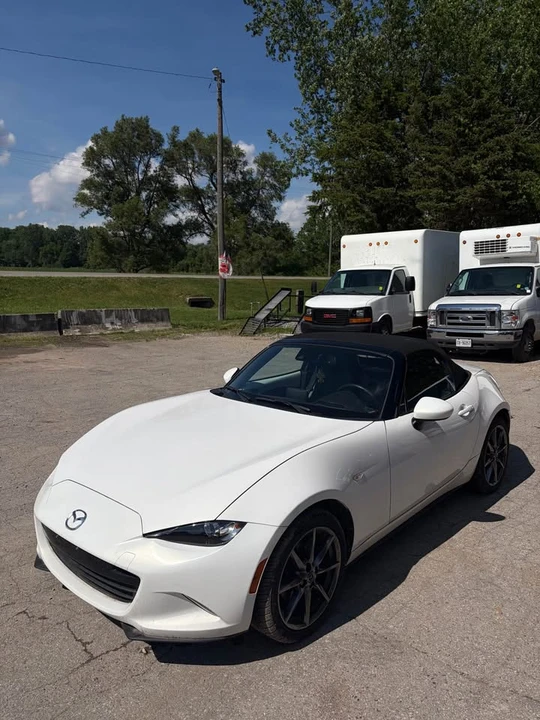 2016 Mazda ND MX-5 Miata - Image 2 of 12