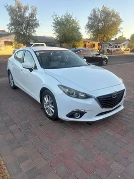 2016 Mazda Mazda3 i Sport Sedan 4D