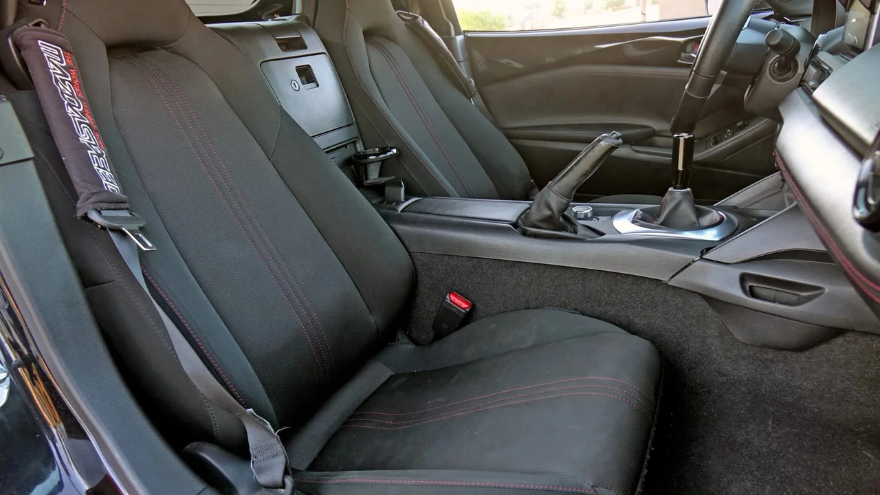 2016 Mazda ND MX-5 Miata - Image 5 of 31