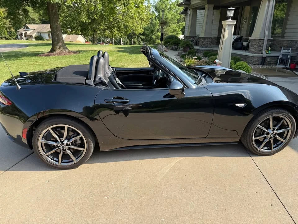 2016 Mazda ND MX-5 Miata - Image 2 of 8